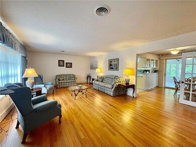 311 Edgemont Ave, Quakertown, PA 18951 - photo 4