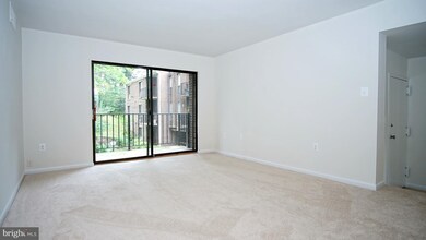 17810 Buehler Rd unit 2-C-4, APT. 153, Olney, MD 20832 - photo 2
