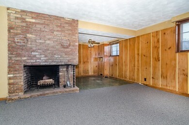 326 Austin St, West Newton, MA 02465 - photo 3