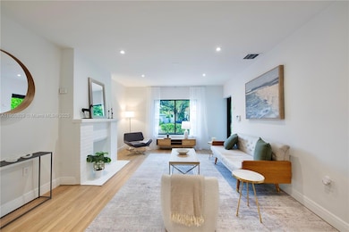 360 NE 87th St, El Portal, FL 33138 - photo 6