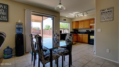 6 - Dining Room