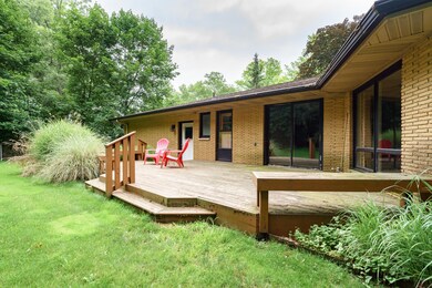 Pine_Ridge_Rd_2516_Kalamazoo_49008-36