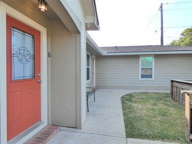 507 Houston St unit 5, Rosenberg, TX 77471 - photo 4