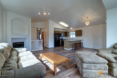 6452 Spruce St, Anchorage, AK 99507 - photo 4