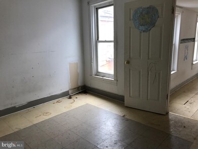 229 Cedar St, Reading, PA 19601 - photo 5