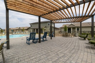 19240 Stokes Rd unit 11-202, Waller, TX 77484 - photo 2