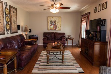 Living Room.jpg