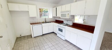 10823 Thorncliff Dr, Humble, TX 77396 - photo 4