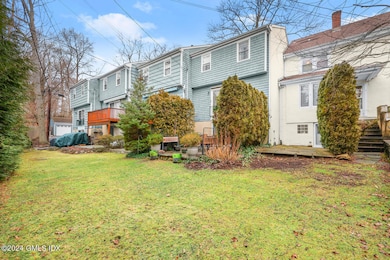 98 Valley Rd unit 4, Cos Cob, CT 06807 - photo 4