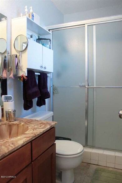 007Master Bath