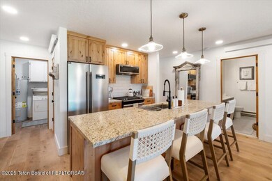 20-5 - 3455 S Tensleep Dr, #19