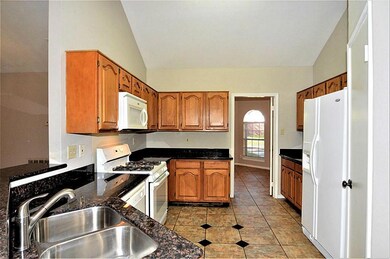 713 Windsor Dr, Friendswood, TX 77546 - photo 3