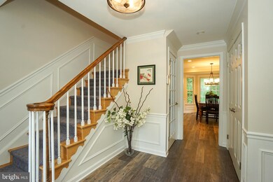 12208 Lake James Dr, Herndon, VA 20171 - photo 5