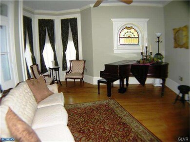 501 W Lafayette St, Easton, PA 18042 - photo 7