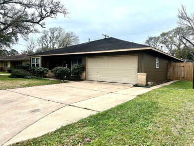 1512 Andrea Dr, Bay City, TX 77414 - photo 5