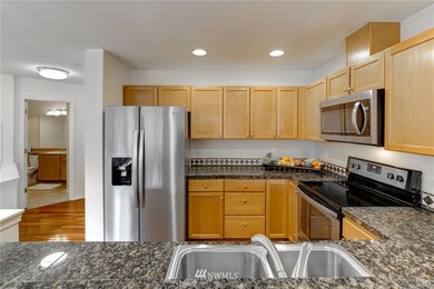 8828 238th St SW unit D6, Edmonds, WA 98026 - photo 3