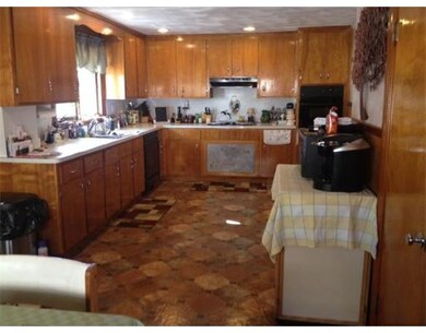 25 Spring St unit SINGLE FAM, Medford, MA 02155 - photo 3