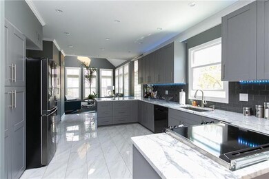 5813 Haskins St, Shawnee, KS 66216 - photo 4