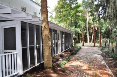 122 Virginia Dr, Saint Simons Island, GA 31522 - photo 3