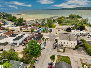 112 W Madison Ave, Suttons Bay, MI 49682 - photo 6