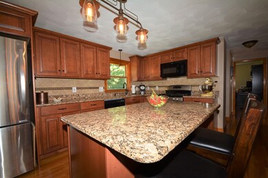 106 Butternut Ln, Methuen, MA 01844 - photo 4