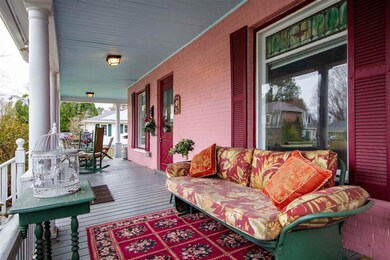 25 Pleasant St, Essex Junction, VT 05452 - photo 6