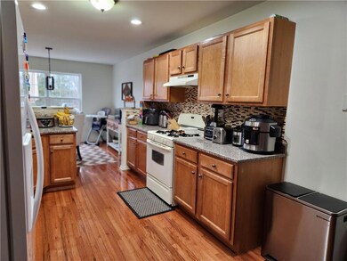 6917 Hunt Dr, Macungie, PA 18062 - photo 3