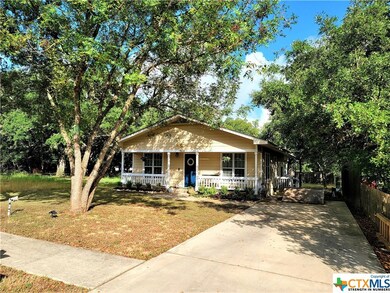 1504 Delmar St, San Marcos, TX 78666 - photo 2