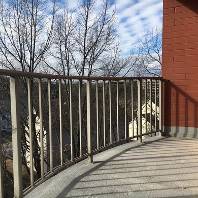 Sagamore Place Condominiums unit 507, Quincy, MA 02171 - photo 7