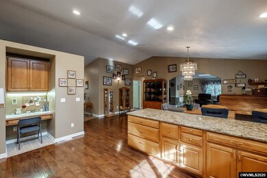 16490 Brown Rd, Dallas, OR 97338 - photo 4