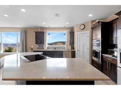 175 Platinum Dr, Roseburg, OR 97471 - photo 3