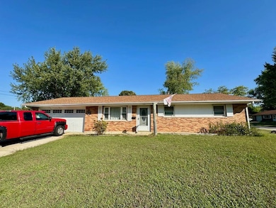 1657 Scenic Dr, Dayton, OH 45414 - photo 2