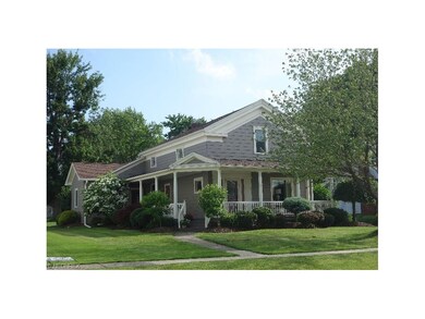 60 W Walnut St, Jefferson, OH 44047 - photo 2