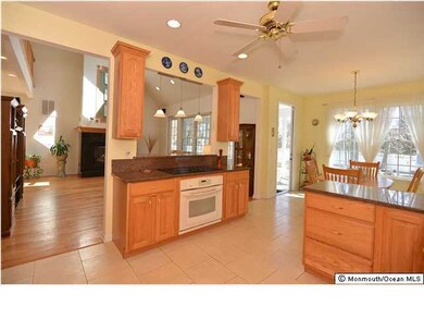 EXQUISITE CUSTOM KITCHEN