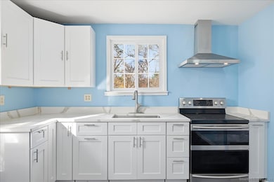 65 Stone St, Danielson, CT 06239 - photo 5