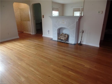 17721 Mccracken Rd, Maple Heights, OH 44137 - photo 7