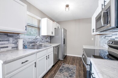 219 S Crocker St, Colwich, KS 67030 - photo 5