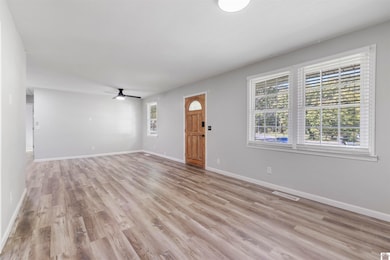 574 Fern Cir, Calvert City, KY 42029 - photo 4