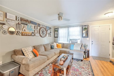 300 York Ave unit 11, Pawtucket, RI 02860 - photo 7