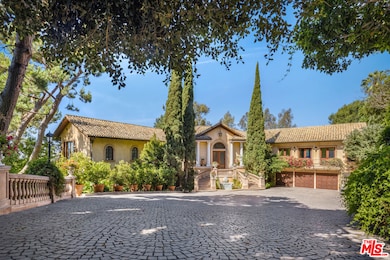 1005 Bel Air Ct, Los Angeles, CA 90077 - photo 4