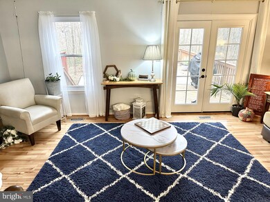 8034 Green Tree Ct, Elkridge, MD 21075 - photo 6