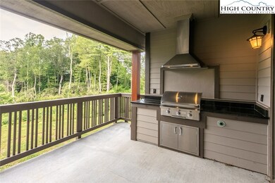 Built-in Gas Grill on the Deck
