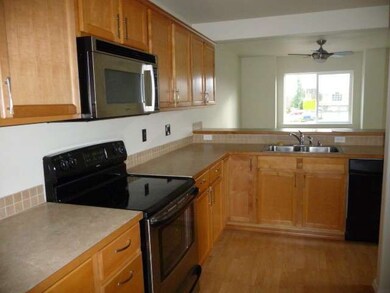 10001 1st Place W, Everett, WA 98204 - photo 2