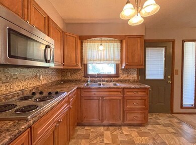 509 W Nishna Rd, Shenandoah, IA 51601 - photo 7