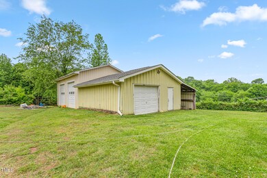 1252 Ben Sharpe Road-27