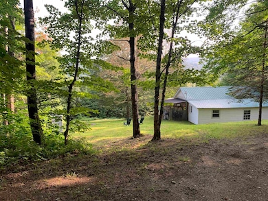 19 Cooke Rd, Stewartstown, NH 03576 - photo 2