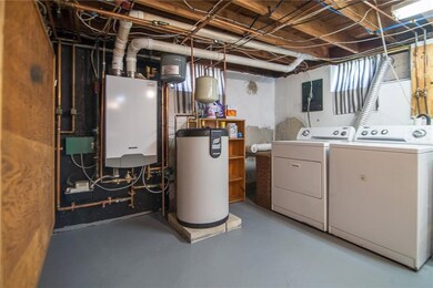 58 Lufkin Ct, Warwick, RI 02888 - photo 5