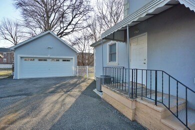 147 Davis Ave, Staten Island, NY 10310 - photo 5