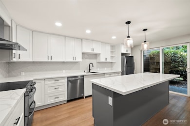 200 Mountain Park Blvd SW unit A103, Issaquah, WA 98027 - photo 2