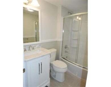 218 Court St unit 1st FL Back, Plymouth, MA 02360 - photo 6